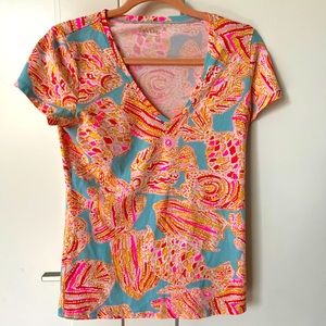 Lilly Pulitzer summer t shirt
